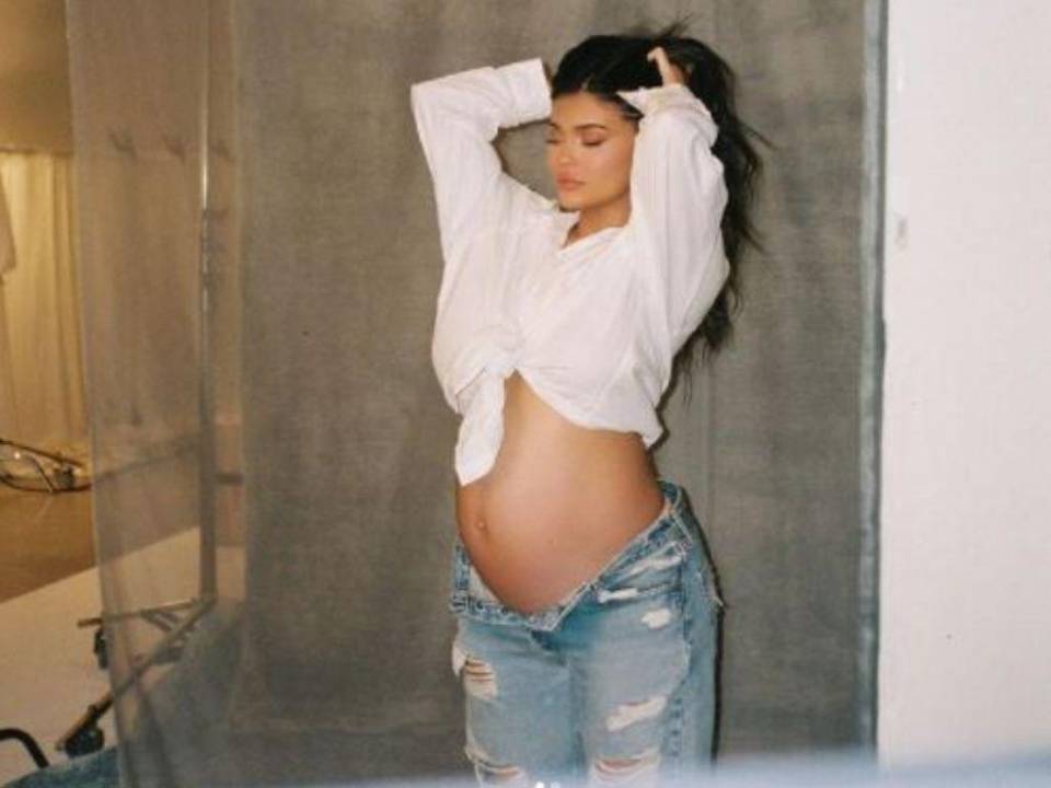 A diferencia de su primer embarazo, Kylie decidió compartir más detalles de este.