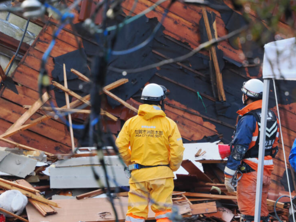 Al menos 126 personas murieron tras el temblor de magnitud 7,5 que sacudió el centro de Japón el día de Año Nuevo