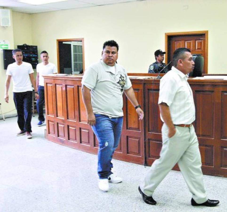 Extienden juicio por asesinato de Aníbal Barrow