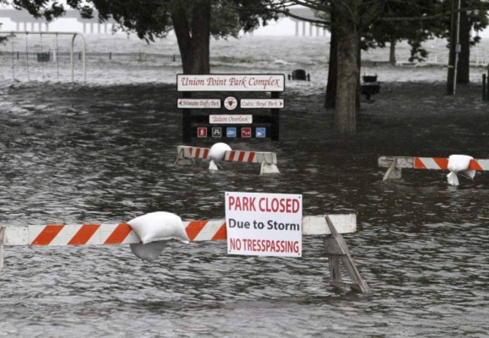 Personas heridas, evacuaciones e inundaciones deja el paso del huracán Florence en Carolina del Norte