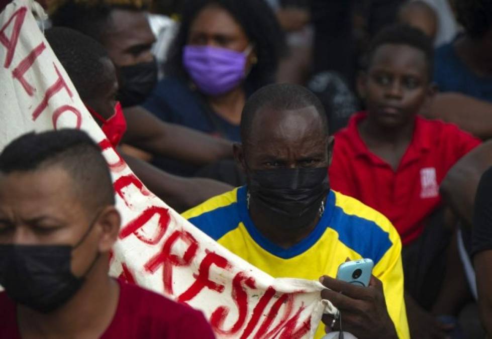 Desesperanza y miedo: imágenes de la odisea de haitianos en la frontera de EEUU