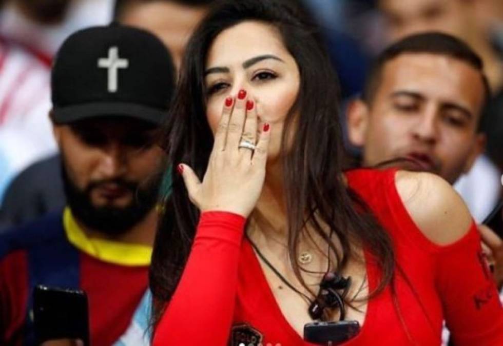 FOTOS: Así ha cambiado Larissa Riquelme, la famosa aficionada de la selección de Paraguay