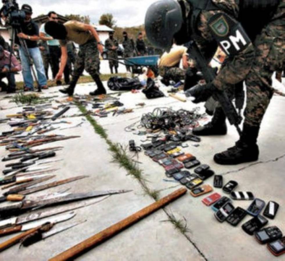 Incautan 256,532 lempiras, armas y drogas en cárceles hondureñas