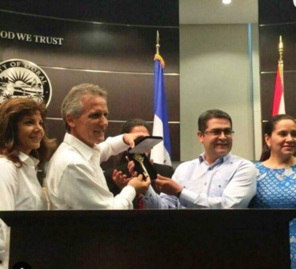 Florida: Doral entrega llaves de la ciudad al presidente Hernández