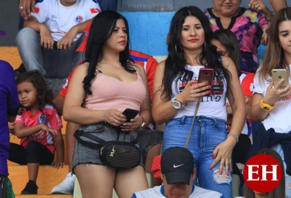 Las bellezas hondureñas que adornaron la semifinal Olimpia vs. Lobos UPN en el Nacional