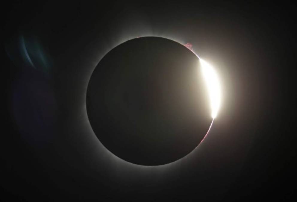 Once impresionantes fotos del eclipse solar