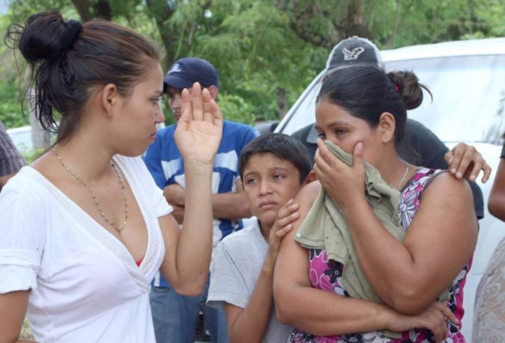 Dramáticas imágenes en el cementerio clandestino de Quimistán