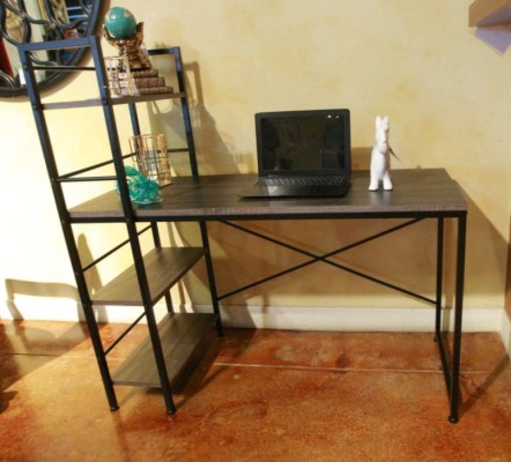 Los escritorios que necesitan los jóvenes: seleccione aquellas mesas que son amplias y tengan suficiente espacio para guardar los cuadernos, documentos y lápices. / Foto: Alejandro Amador