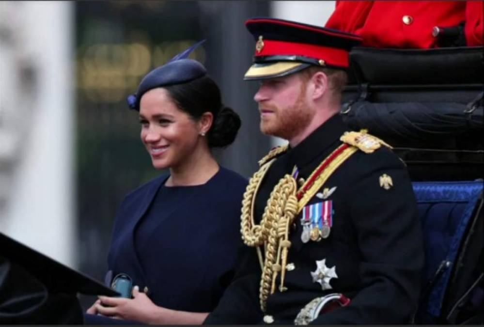 FOTOS: Los vestidos de Meghan Markle tras el nacimiento de su hijo