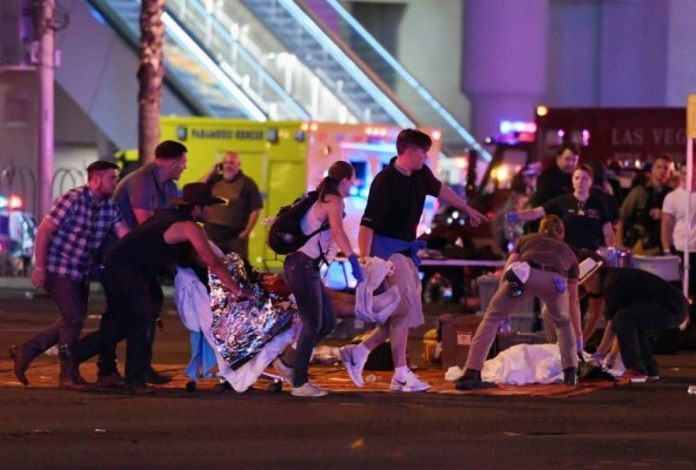 FOTOS: Los momentos más dramáticos del ataque en Las Vegas