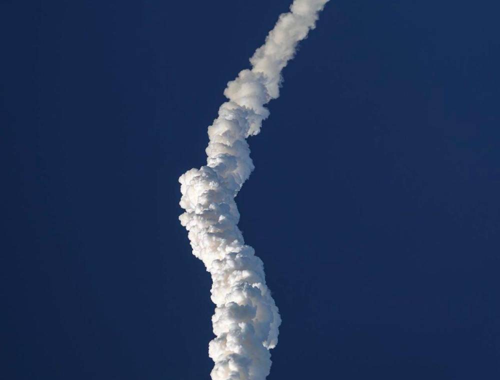 5.6 millones de personas lleva la misión Artemis II a la órbita de la Luna en una micro SD, incluidos hondureños