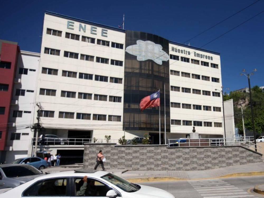 Deuda de la ENEE con generadores de energía suma L16,745 millones