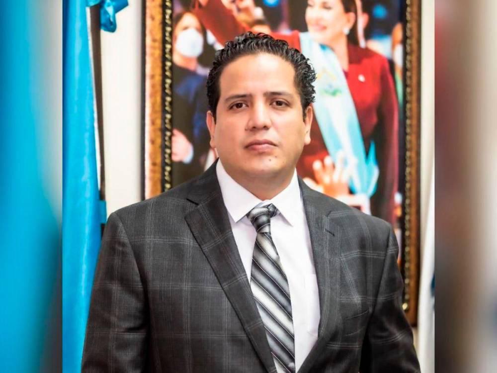 Aplazan audiencia para Leonel Gómez, exgerente del SANAA