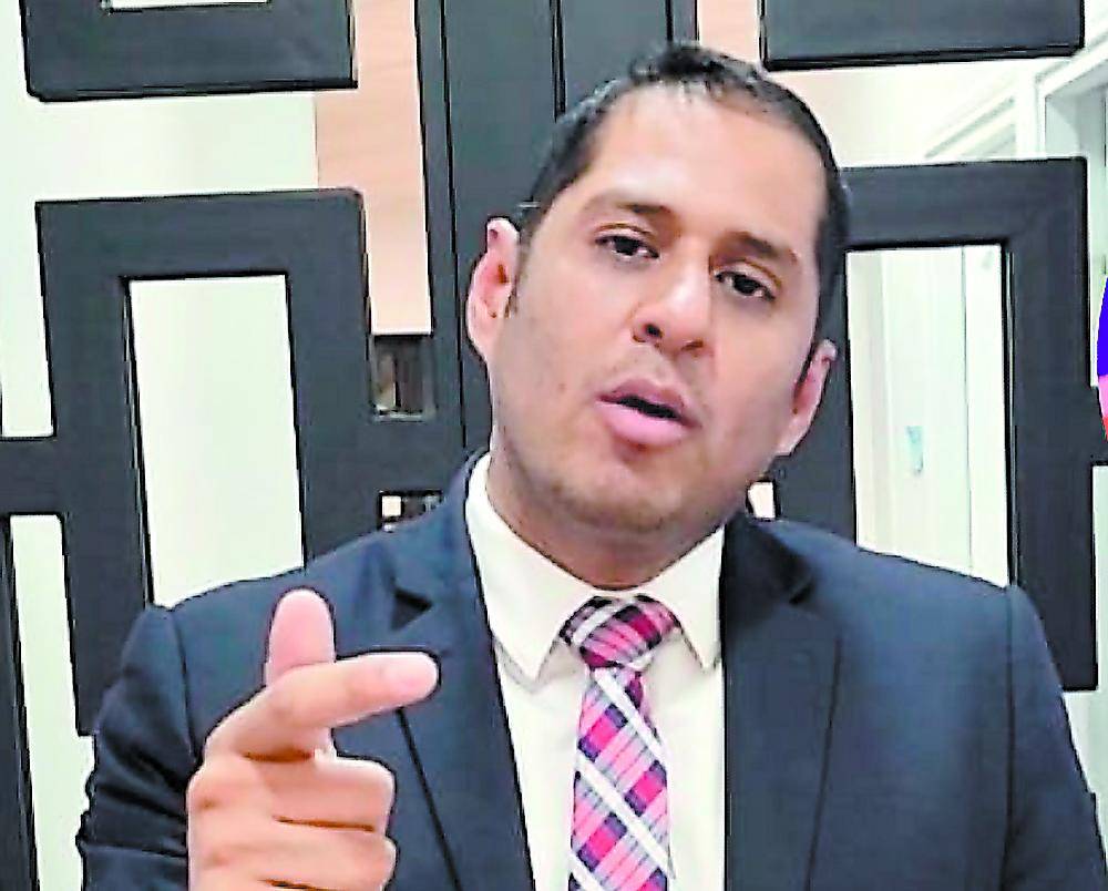 $!Luis Romero, abogado constitucionalista, habló sobre el juicio de JOH.