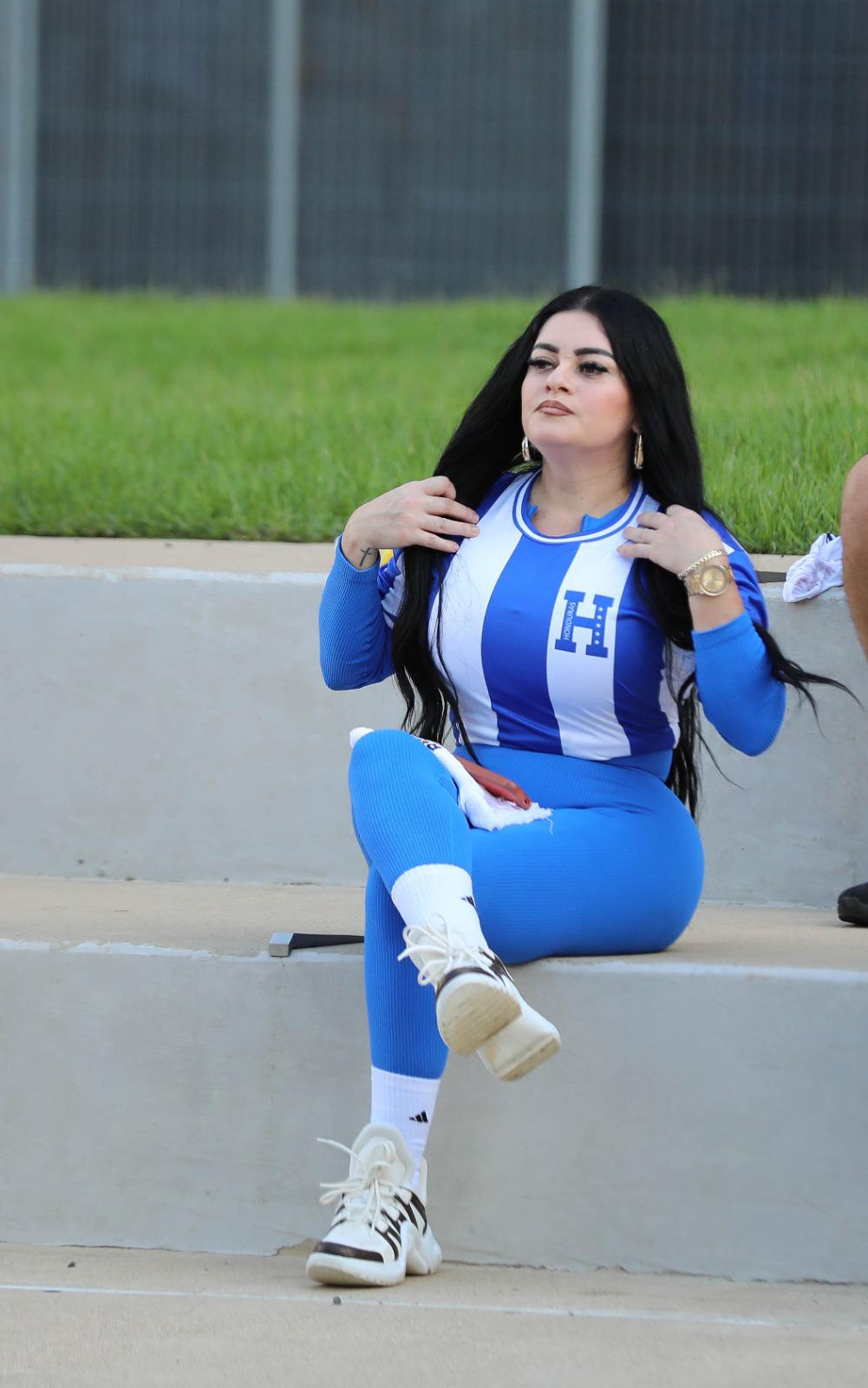 Las bellas chicas argentinas captadas en juego ante Honduras en College Station