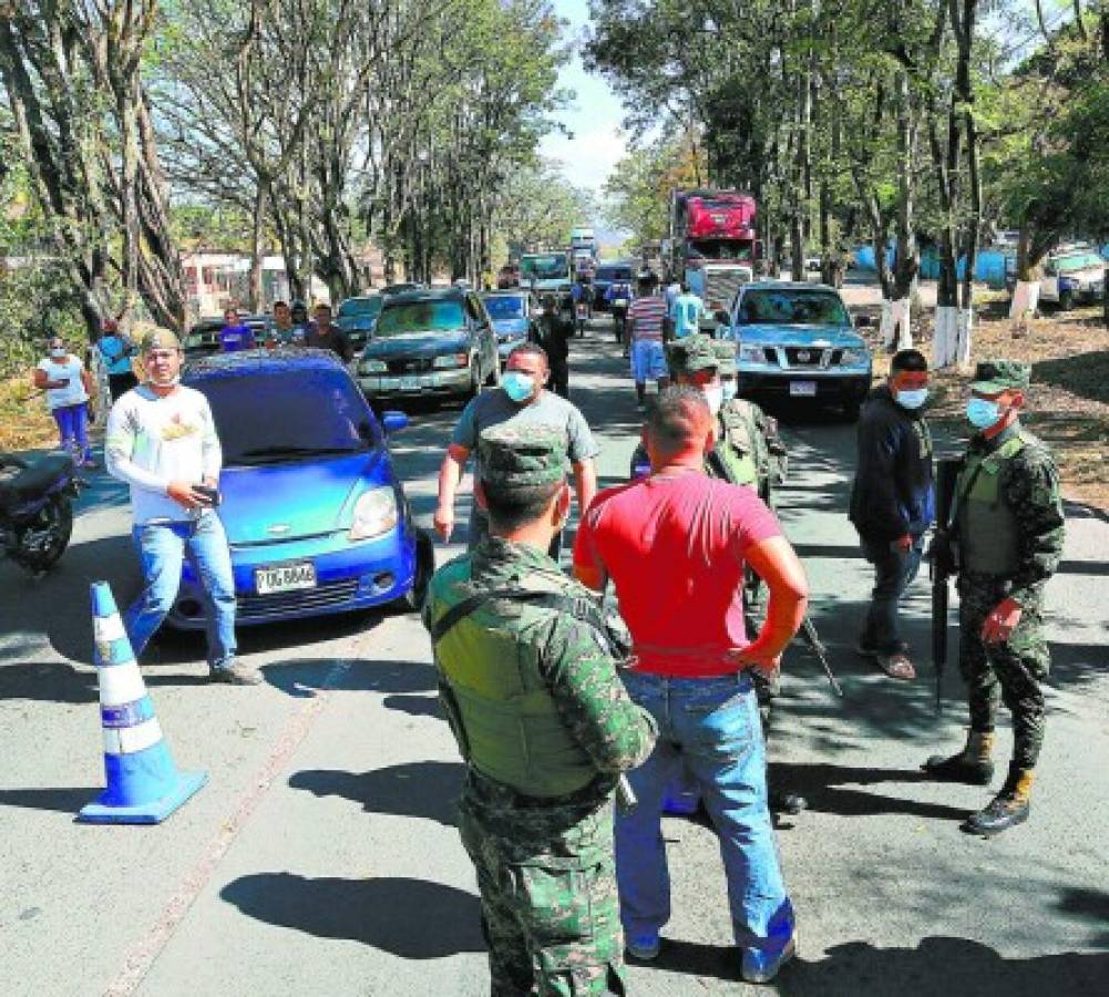 Capitalinos cumplen a medias toque de queda