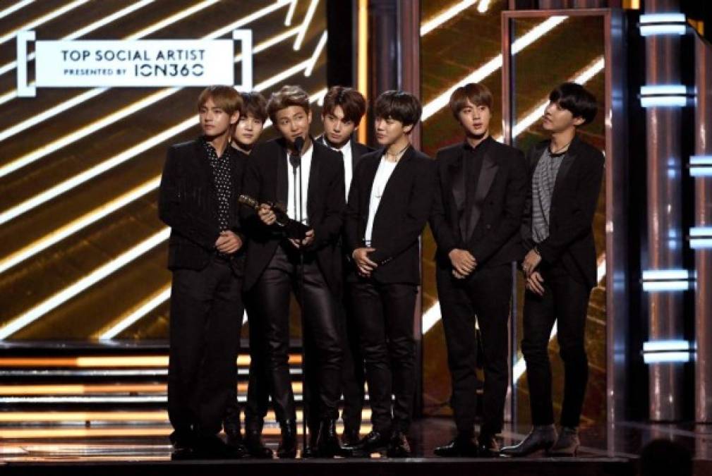 ¿Quiénes son BTS, el grupo surcoreano que causó furor en los Premios Billboard 2017?