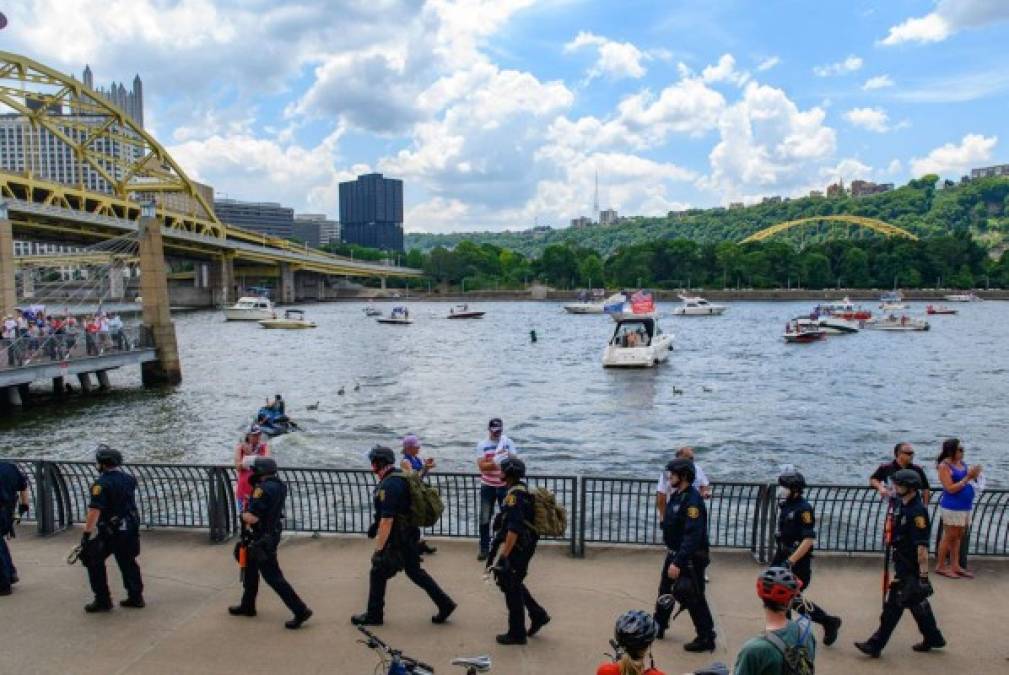 La pandemia y protestas ensombrecen la fiesta del 4 de Julio en EEUU  