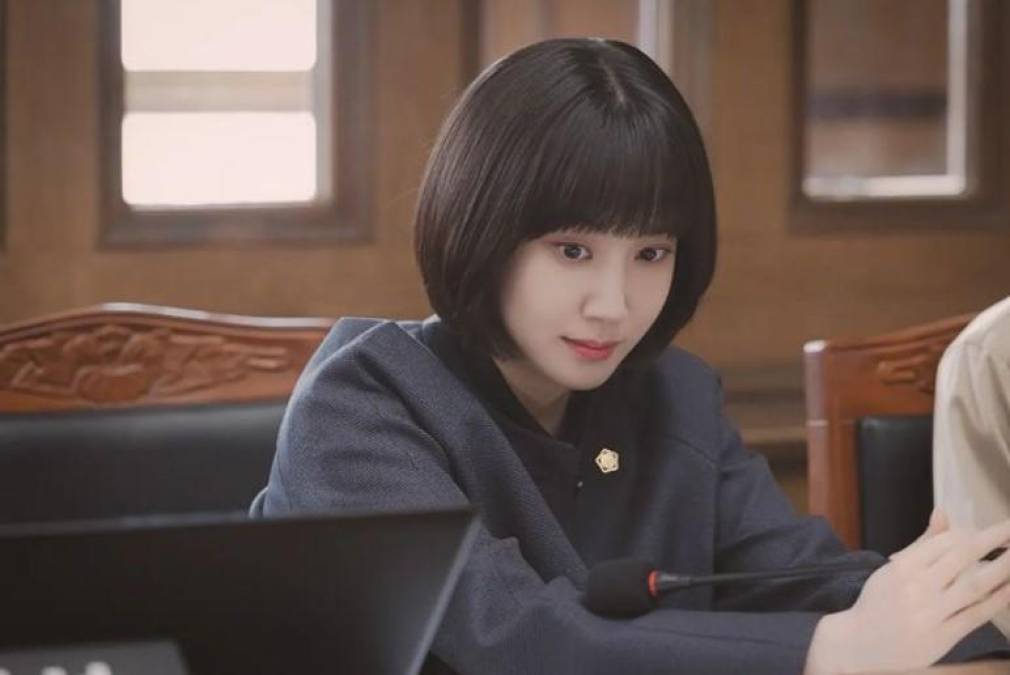 ¿Quién es Park Eun-bin, la actriz que interpreta a la abogada Woo en la serie de Netflix?