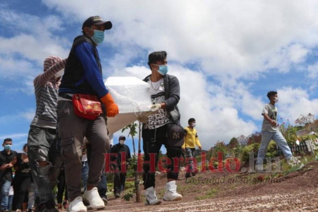 Desgarrador último adiós de menor ahogado en el río Choluteca (FOTOS)