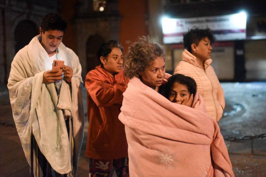 El pánico se apoderó de los mexicanos tras nuevo sismo de 6.9