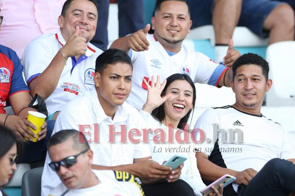 Bellas olimpistas acaparan reflectores en la semifinal contra Motagua