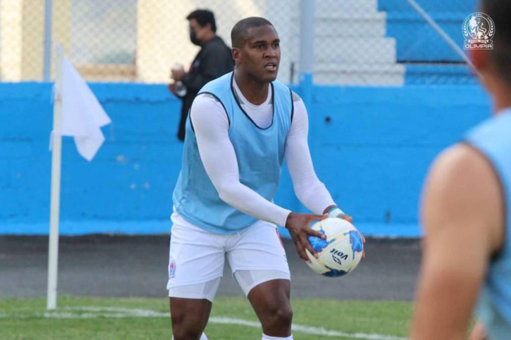 El once que Pedro Troglio utilizaría ante el Alajuelense