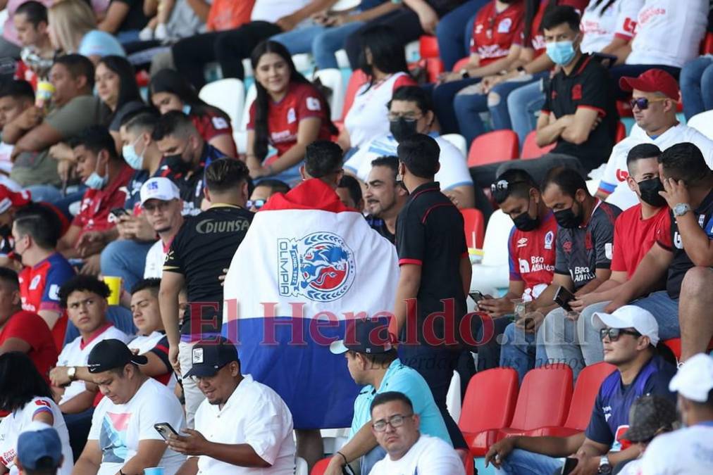 Capitalinos abarrotan el estadio Chelato Uclés para alentar el clásico Olimpia-Motagua