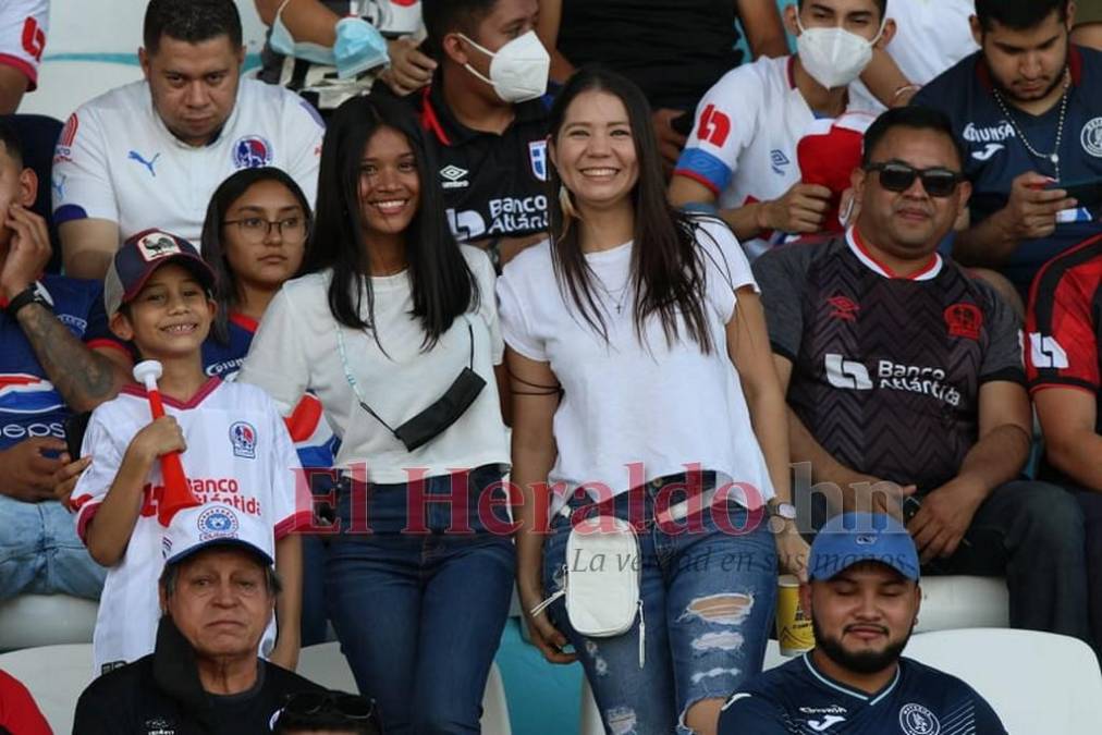 Bellas olimpistas acaparan reflectores en la semifinal contra Motagua