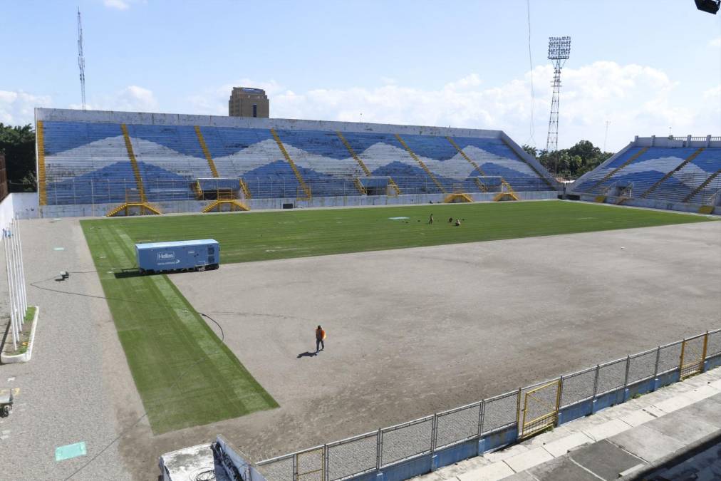 ¡Belleza! Proyecto de la grama del estadio Morazán avanza a un 65%