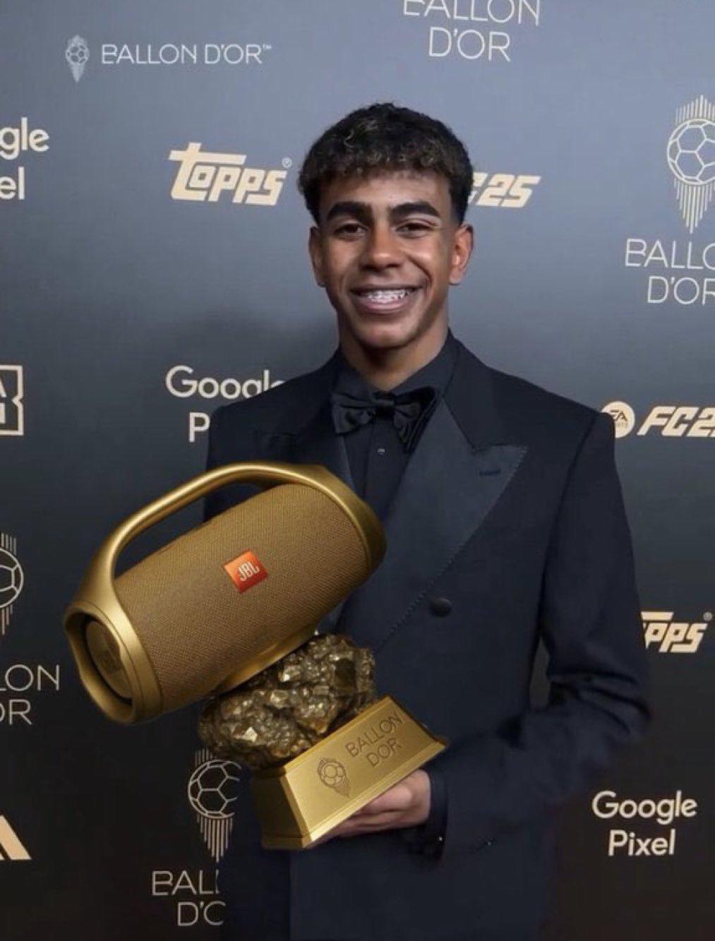 Lamine Yamal y los crueles memes que crean luego de no ganar el Balón de Oro