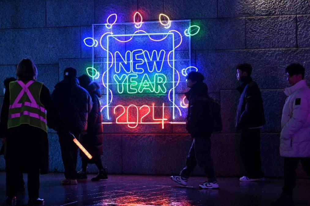 Con luces y festejos: el mundo se prepara para entrar en 2024