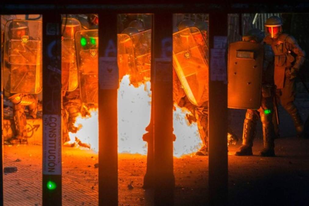 Chile continúa su lucha en las calles; a más de un mes de protestas