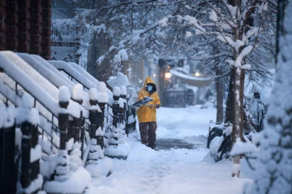 Las imágenes de la fuerte nevada que paraliza el noreste de Estados Unidos