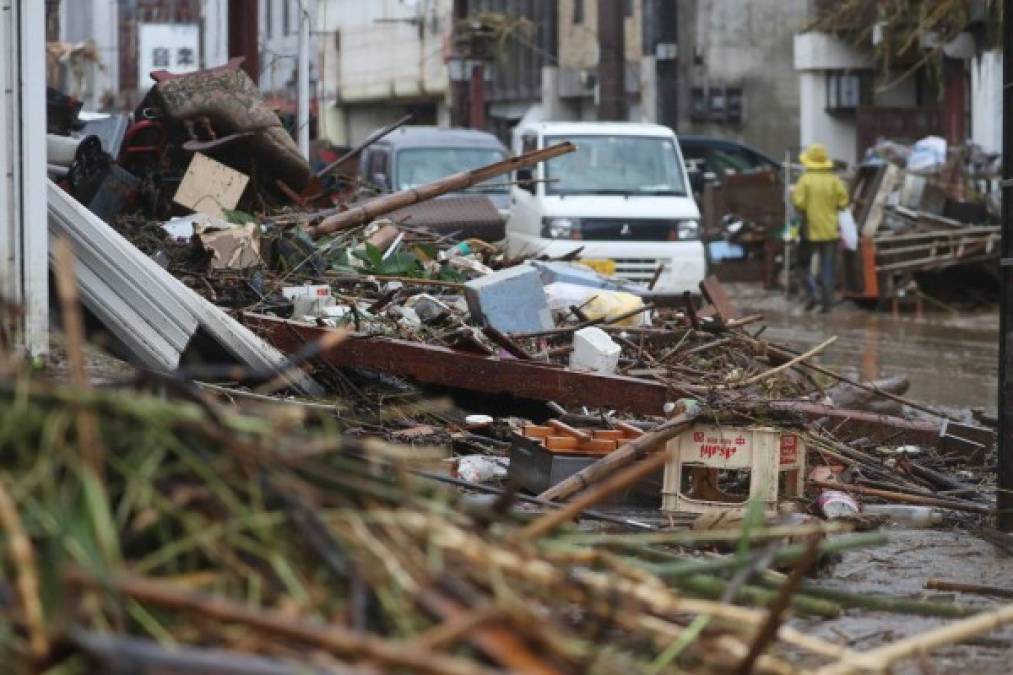 En imágenes: Decenas de muertos y desaparecidos en Japón por las lluvias torrenciales   