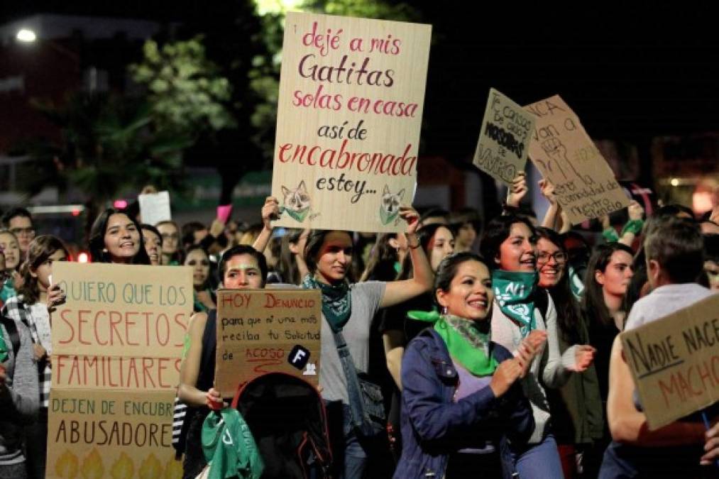 Las imágenes de las manifestaciones en el mundo contra la violencia machista     