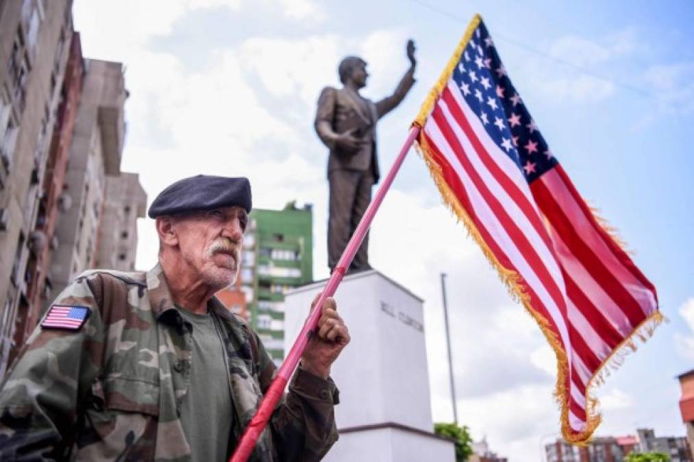 La pandemia y protestas ensombrecen la fiesta del 4 de Julio en EEUU  