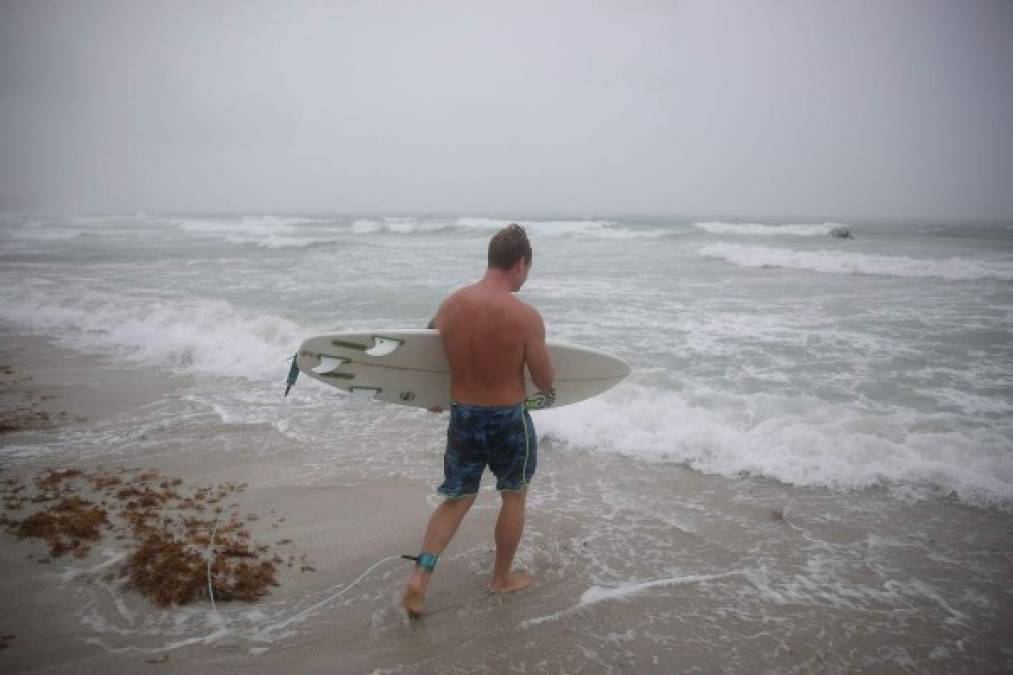 Las imágenes de la tormenta tropical Gordon que azota Florida