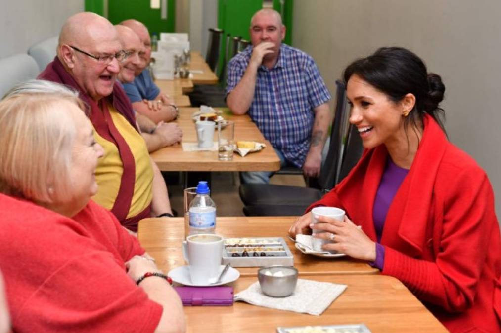 ¿Meghan Markle y el príncipe Harry de compras en un supermercado?