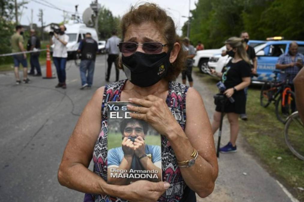 Desconsuelo: Argentina llora la muerte de Diego Armando Maradona