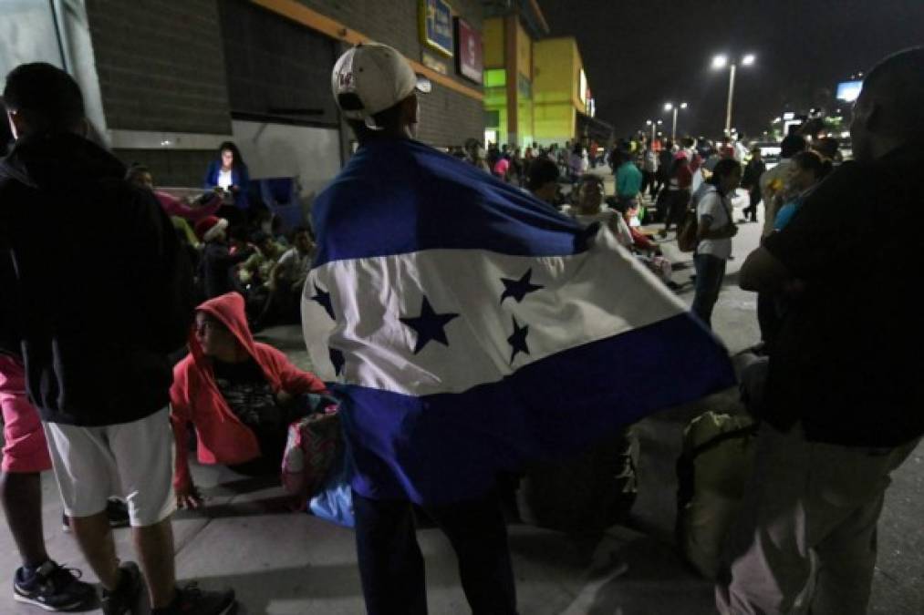 FOTOS: Caravana migrante saldrá desde Honduras en duro viaje hacia EE UU