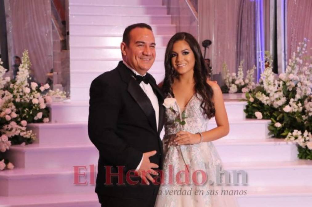 FOTOS: Del Campo School derrochó estilo y glamour en la Prom 2019