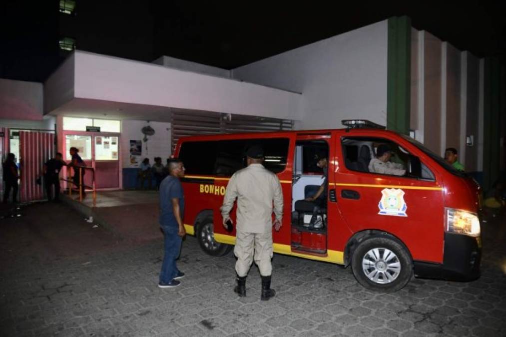 Descuido, cervezas y luto: Taxi se vuelca y mueren dos niños en Cortés