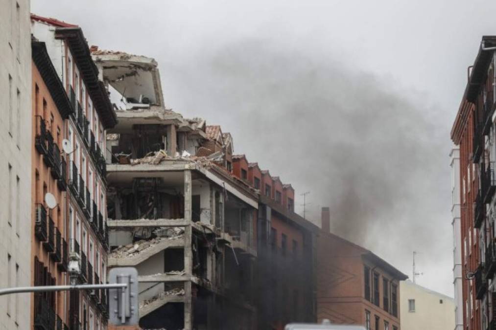 Impactantes imágenes que dejó explosión en un edificio de Madrid