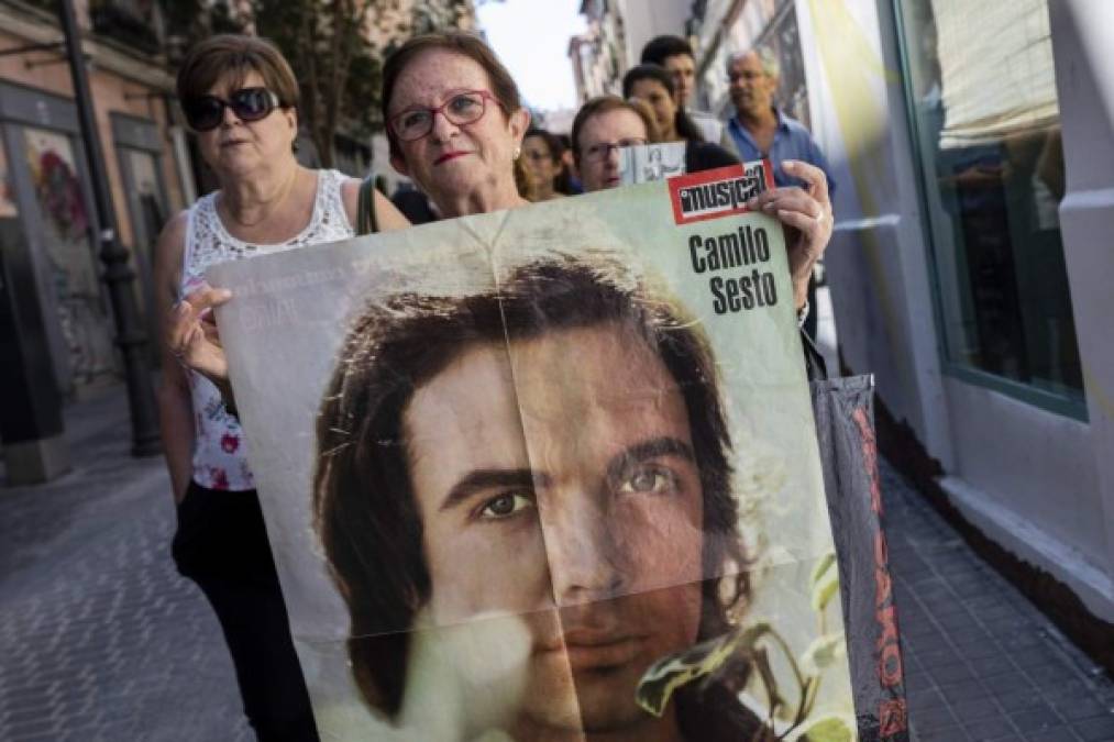 FOTOS: Masivo último adiós a Camilo Sesto en España