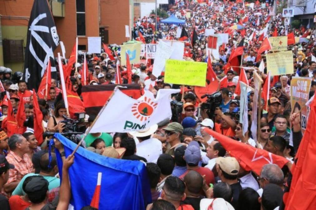 FOTOS: Así fue la marcha de la Oposición en la capital de Honduras