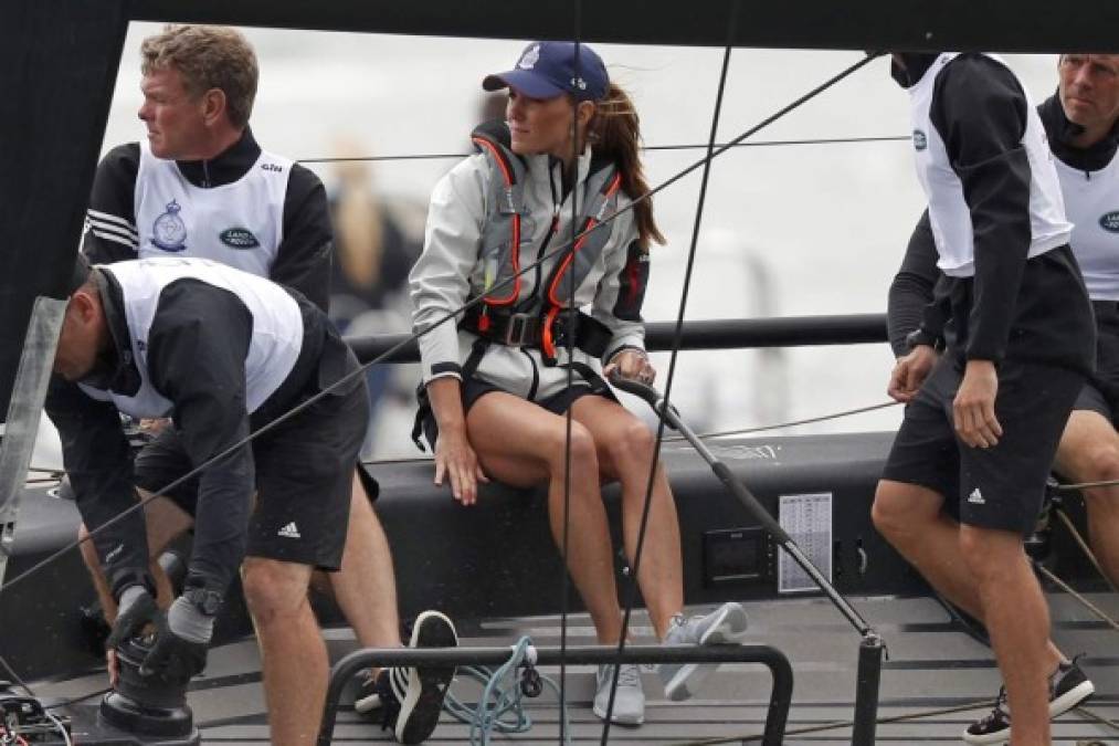 FOTOS: Kate Middleton presume sus tonificadas piernas y causa impacto