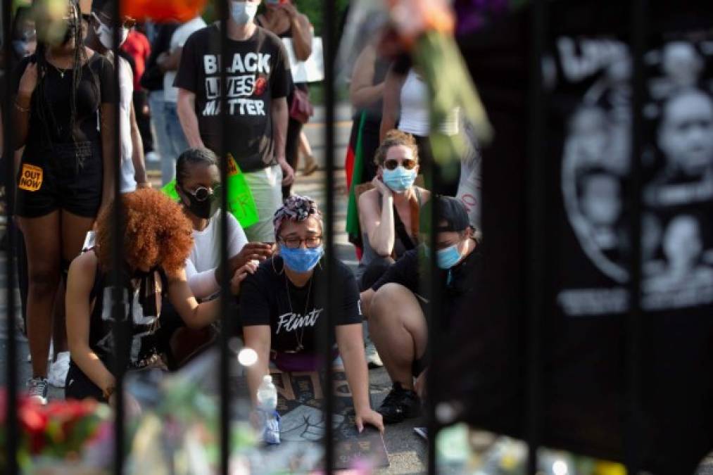 'Hartos de que nos maten': marchan en Atlanta contra el racismo en EEUU (FOTOS)  