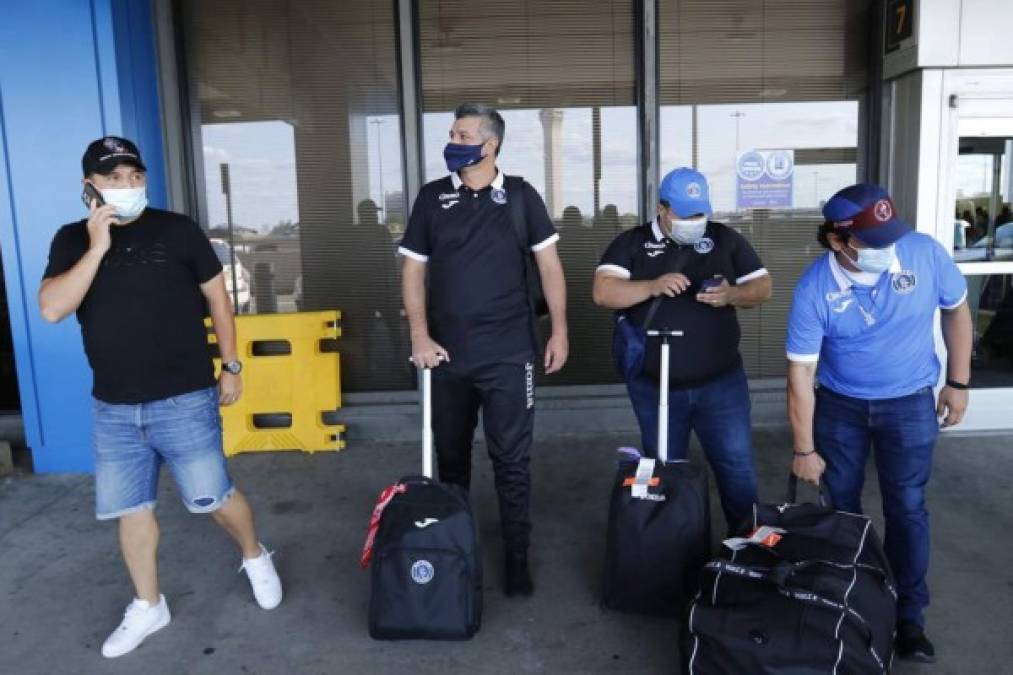 ¡Abrazo de Troglio y Diego! La llegada de Olimpia y Motagua a New Jersey