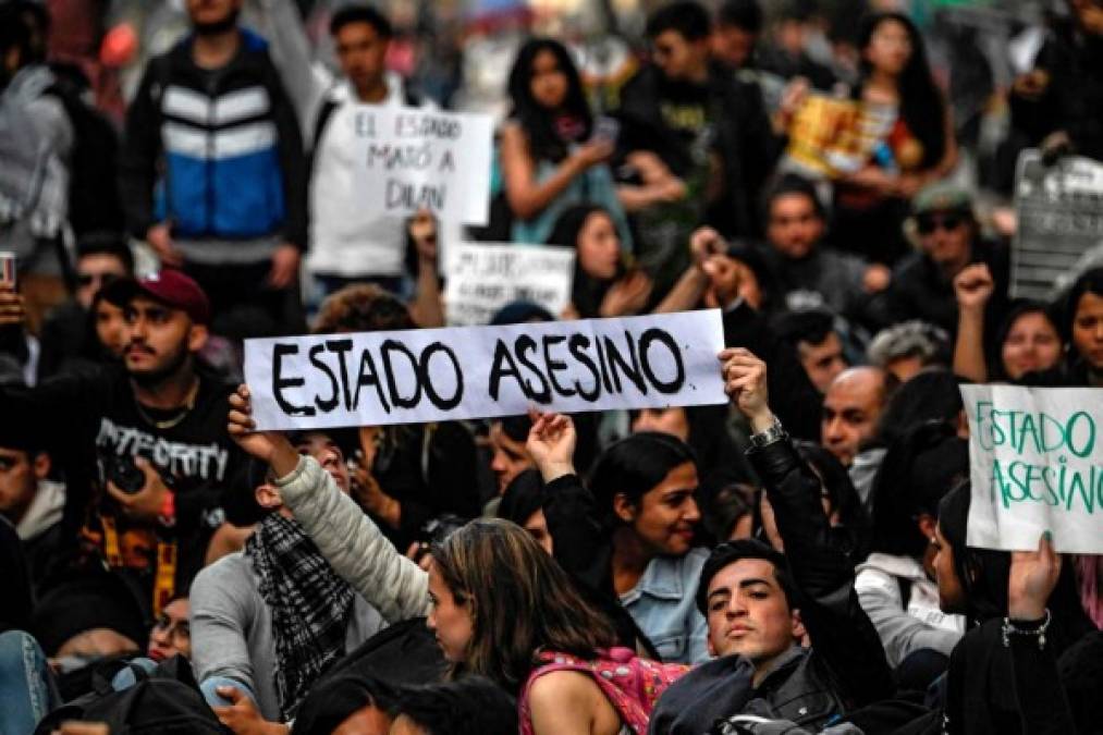 FOTOS: Colombia sigue sumergida en protestas; ya son cuatro los muertos